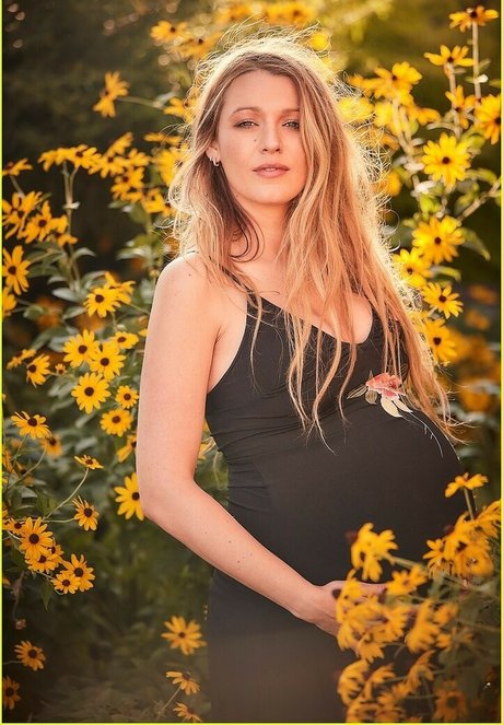 Blake Lively photo 248