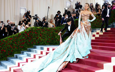 Blake Lively photo 262