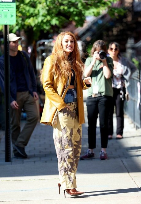 Blake Lively photo 391