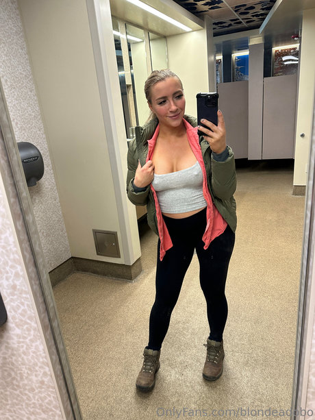 Blonde adobo photo 8