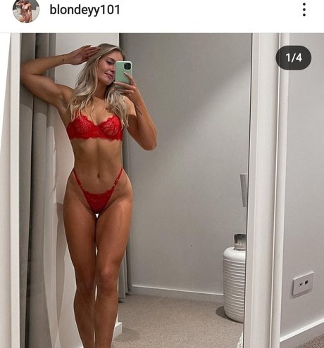 Blondeyy101 photo 6