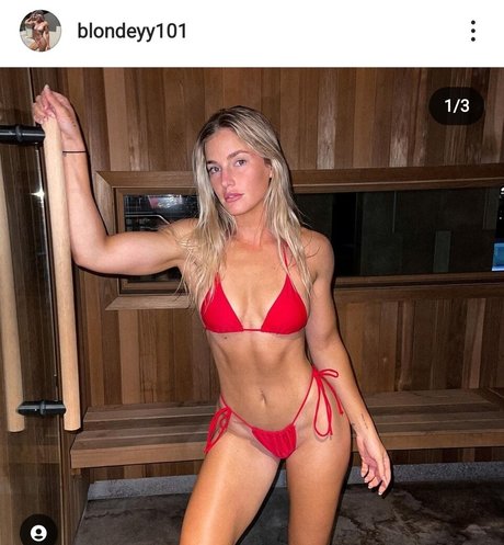 Blondeyy101 photo 12
