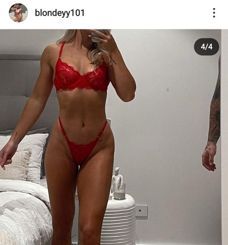 Blondeyy101 photo 15