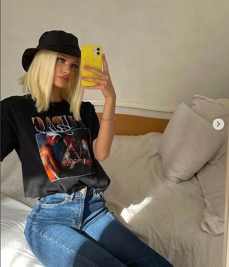 Blondie.angelika photo 33