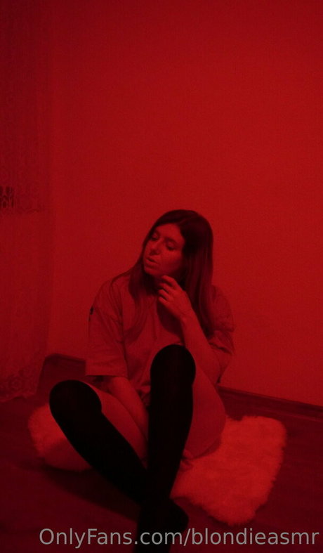 Blondieasmr photo 20