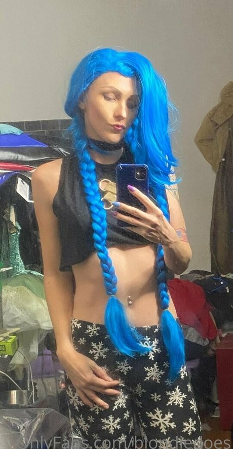 Blondiedoes photo 19