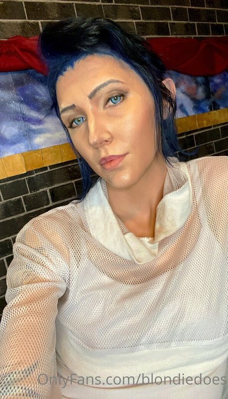 Blondiedoes photo 22