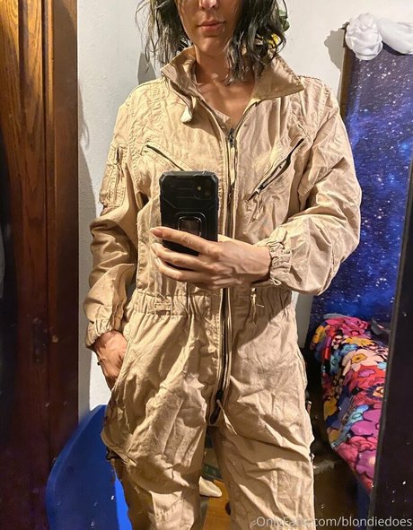 Blondiedoes photo 62