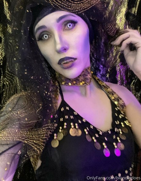 Blondiedoes photo 87