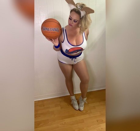 BlondiePomie photo 72