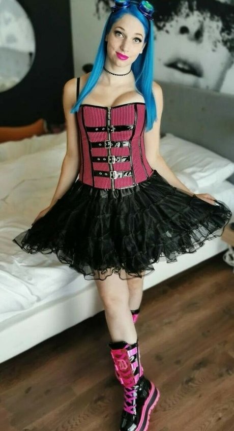 BloodyNyuu photo 59