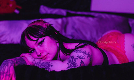 Bluddycherryfree photo 42