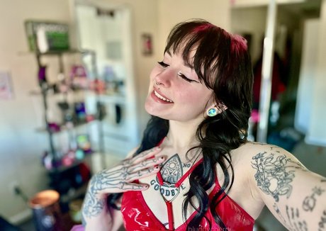 Bluddycherryfree photo 81