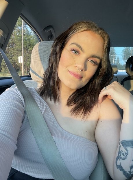 Bobbisprettypalace photo 84