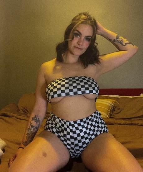 Bobbisprettypalace photo 100