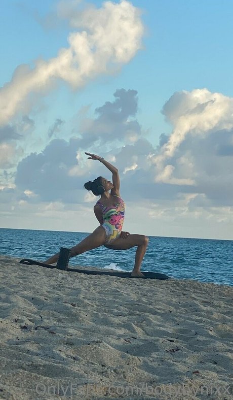Bodybynixx photo 38