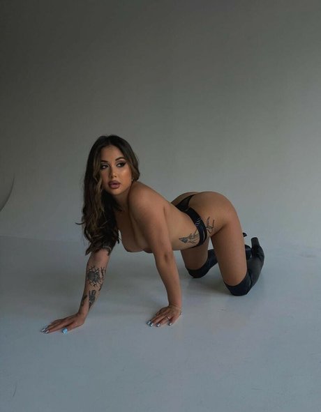 Bonnie Humps photo 103