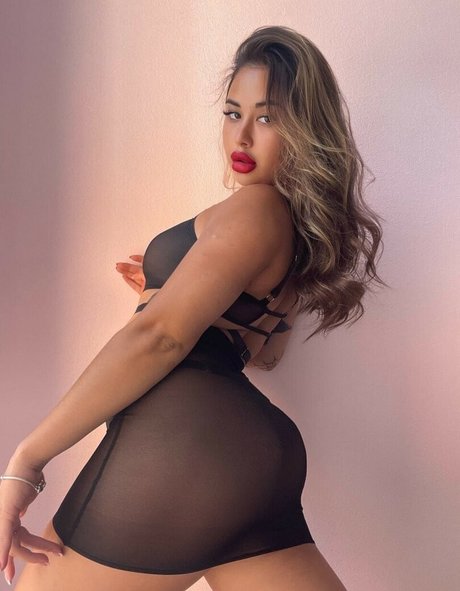 Bonnie Humps photo 136