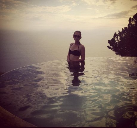 Bonnie Wright photo 63