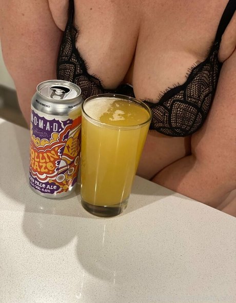 Boobs-beer photo 4