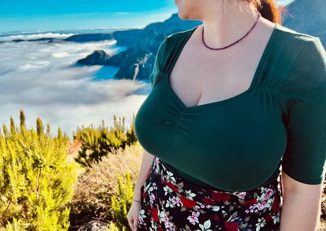 BoobStruggle photo 300
