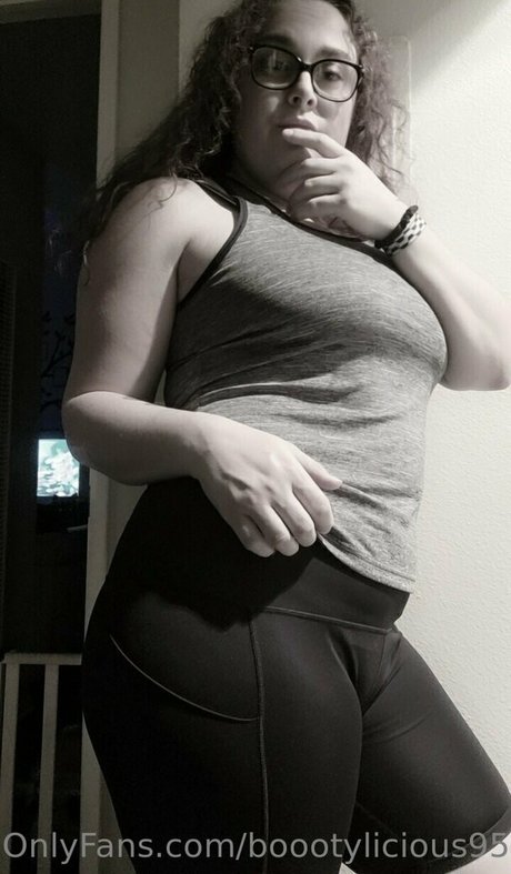 Boootylicious95 photo 14