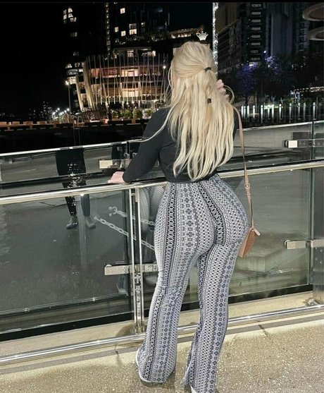 Bootybyshel photo 16