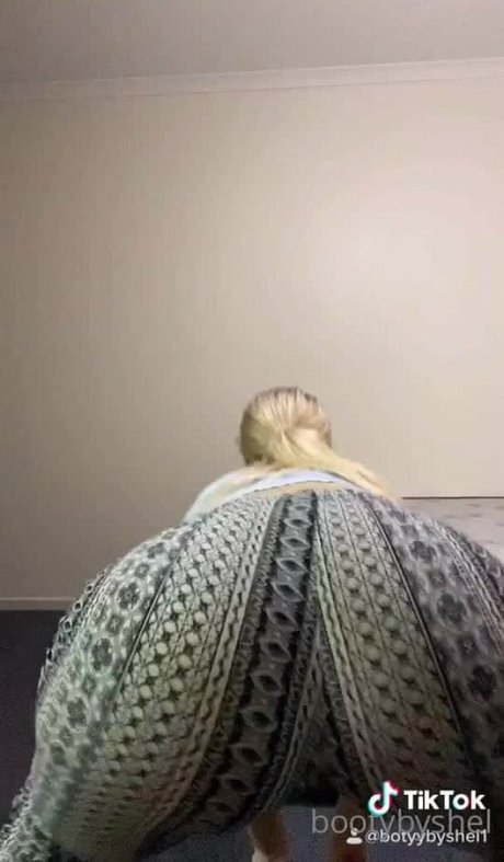 Bootybyshel photo 24