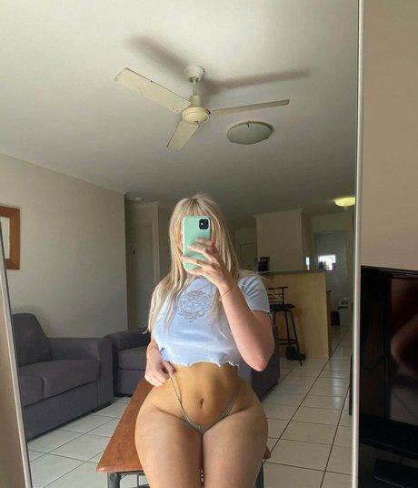 Bootybyshel photo 39