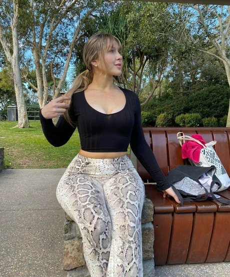 Bootybyshel photo 66