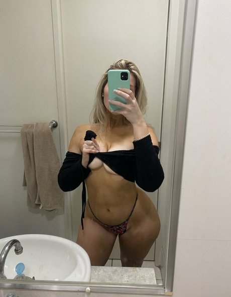 Bootybyshel photo 86