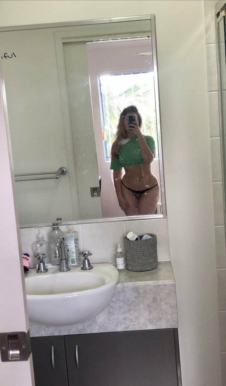 Bootybyshel photo 88