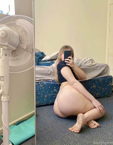 Bootybyshel photo 89