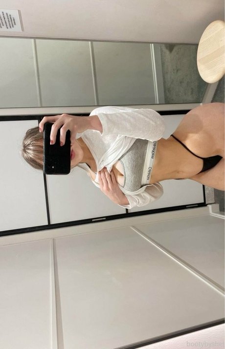 Bootybyshel photo 106