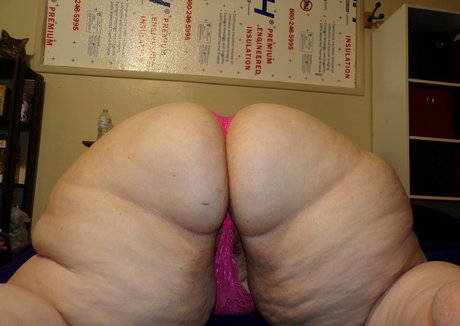 Bootyfulannie photo 225