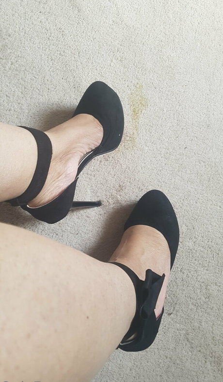 Boredcougarhousewife photo 52
