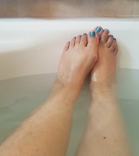 Boredcougarhousewife photo 54