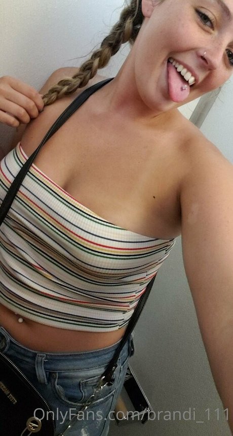 Brandi_111 photo 27