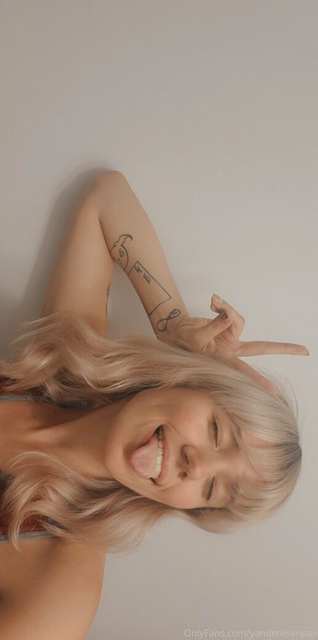 Brattty.succubus photo 38
