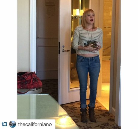 Brea Grant photo 62