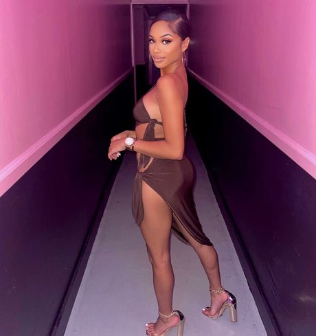 Breann Llewelyn photo 76