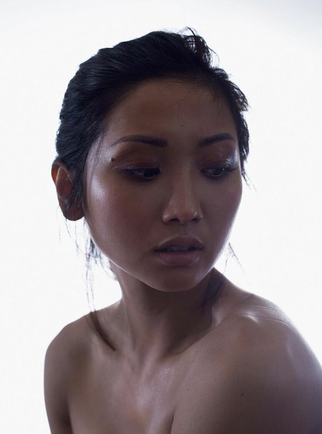 Brenda Song photo 39