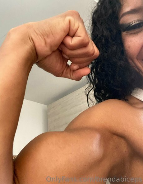 Brendabiceps photo 24