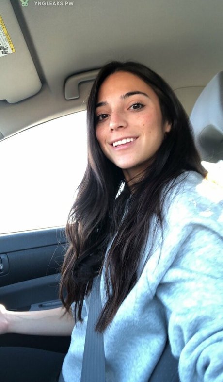 Brigit Sinaga photo 8