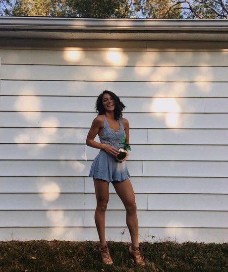 Brigit Sinaga photo 15