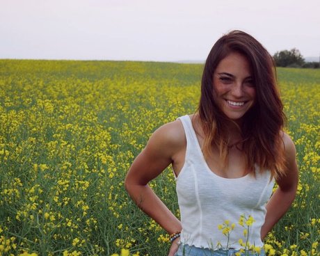 Brigit Sinaga photo 23