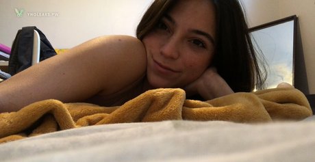 Brigit Sinaga photo 37