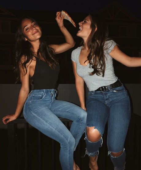 Brigit Sinaga photo 76