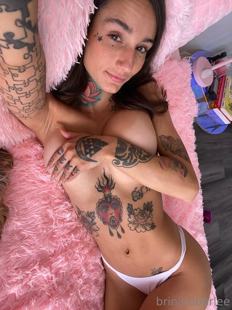Brin Amberlee photo 54