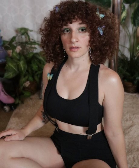 Britanny Simon photo 5